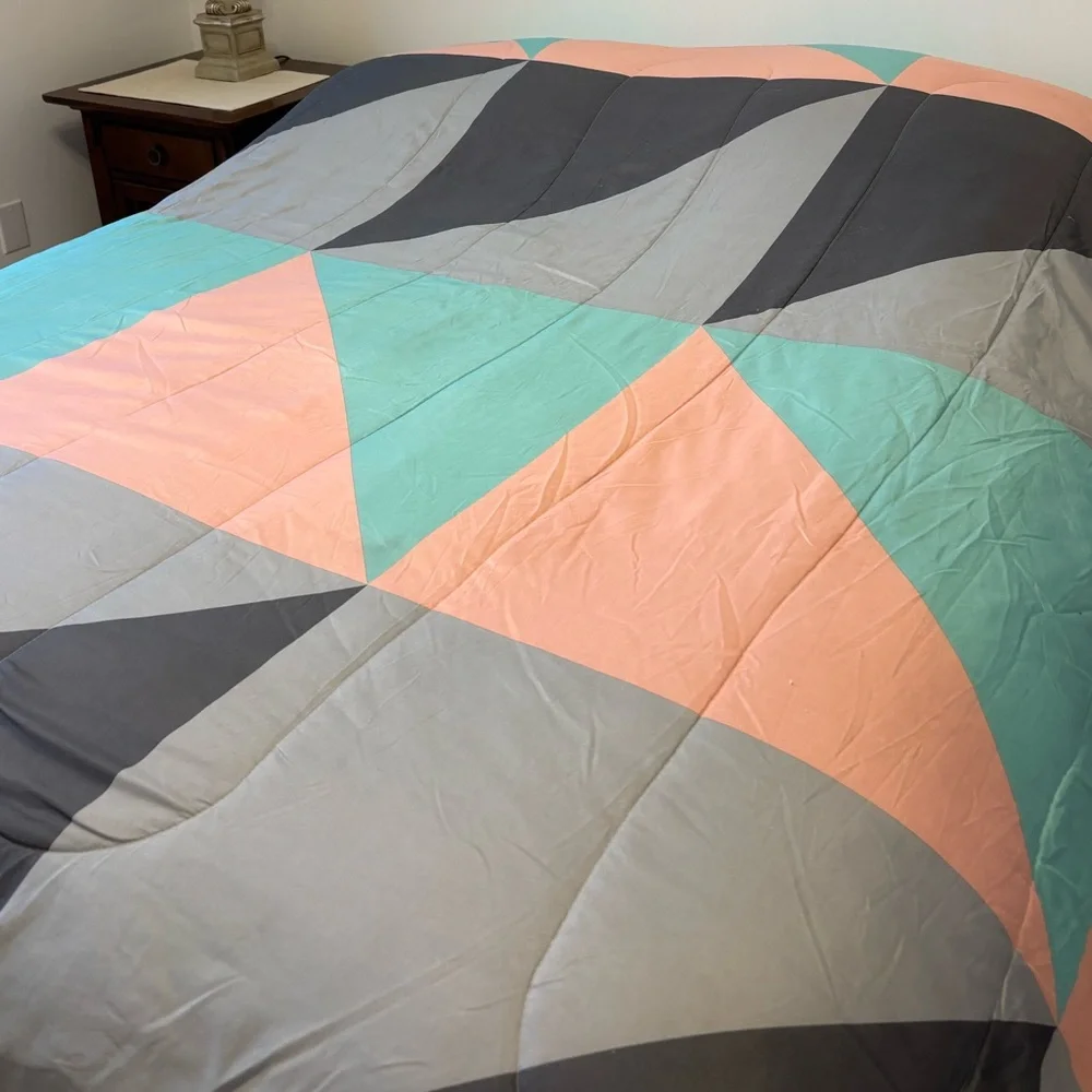 Comforter Bedspread Colorful Geometric Contemporary Retro Pattern Full Queen